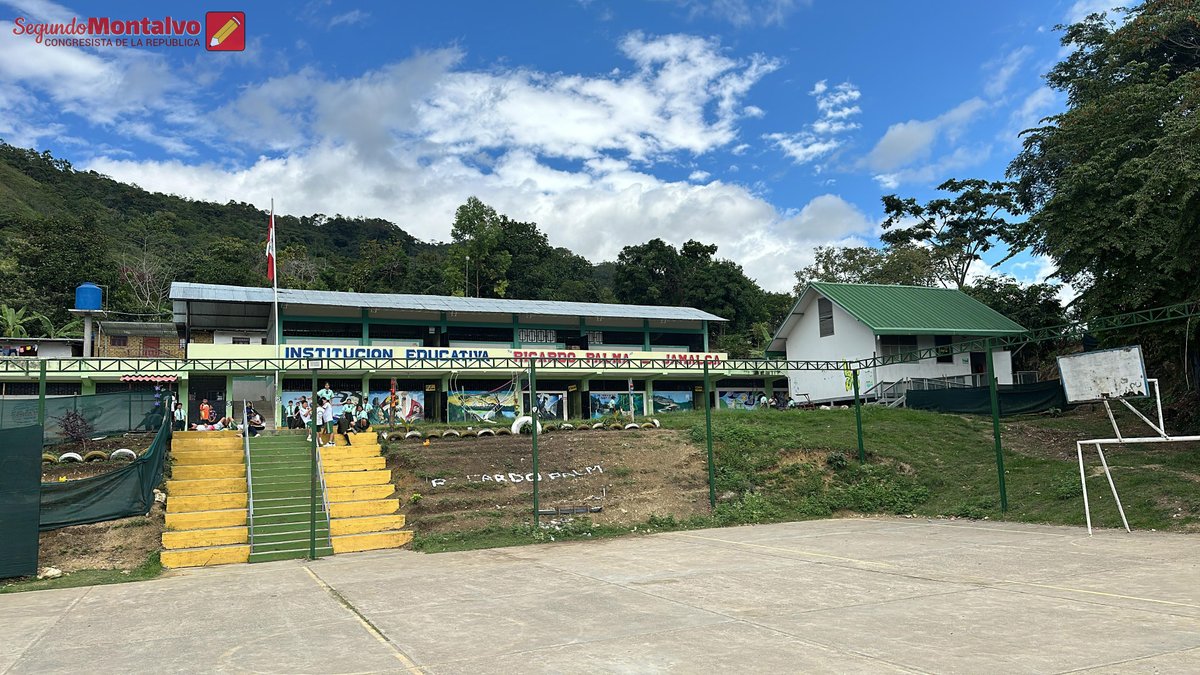 MontalvoCubasPE's tweet photo. Hoy visité la I.E. “𝐑𝐢𝐜𝐚𝐫𝐝𝐨 𝐏𝐚𝐥𝐦𝐚” en 𝐉𝐚𝐦𝐚𝐥𝐜𝐚, Amazonas; para conocer el avance del proyecto con 𝐂𝐔𝐈 𝟐𝟒𝟗𝟒𝟐𝟕𝟐 “Mejoramiento y Ampliación de los Servicios de Educación Secundaria en la Institución Educativa”.
#SemanadeRepresentacion #Jamalca #Amazonas https://t.co/lKD2muXvx7