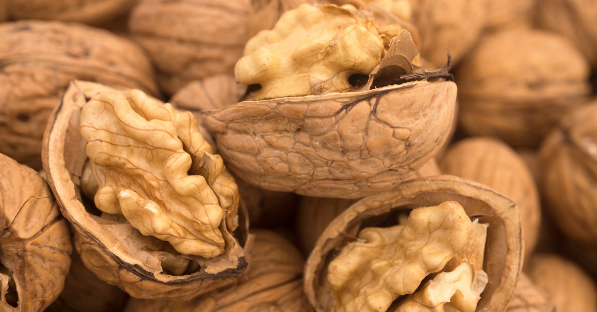 A study found that eating walnuts regularly for 8 weeks improved blood vessel health, helped those vessels stay elastic, and brought down blood pressure. wb.md/4aCzrbH