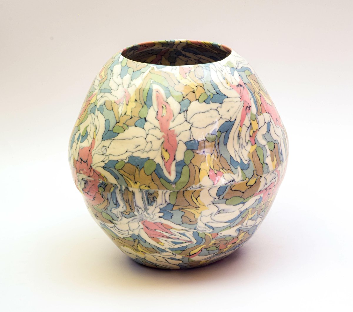 Today’s 'Pic of the Day' is from ceramicist Suri Poulos (Artweeks listing 385, artweeks.org/v/suri-poulos) who welcomes you to Watlington this week (until 27th May).

For great art on-line and to choose other artists and venues to visit, head to artweeks.org