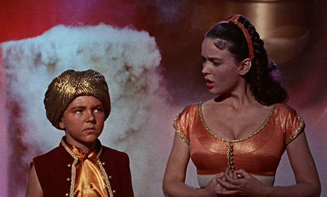 FrankTracy's tweet photo. Where I had seen this kid (Richard Eyer) before was right there in my brain somewhere...but I still had to look it up. #HellToEternity #The7thVoyageOfSinbad #TCMParty https://t.co/AwsWYlKYzf