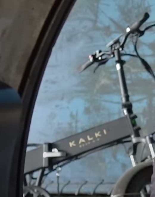 #Kalki2829AD Futuristic Cycle? 🙄 Em Plan chesthunav @nagashwin7