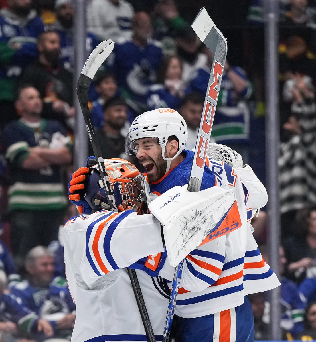 Oilers Evan Bouchard's 20 points are the most in NHL history by a defenceman through the first 2 rounds of a single postseason