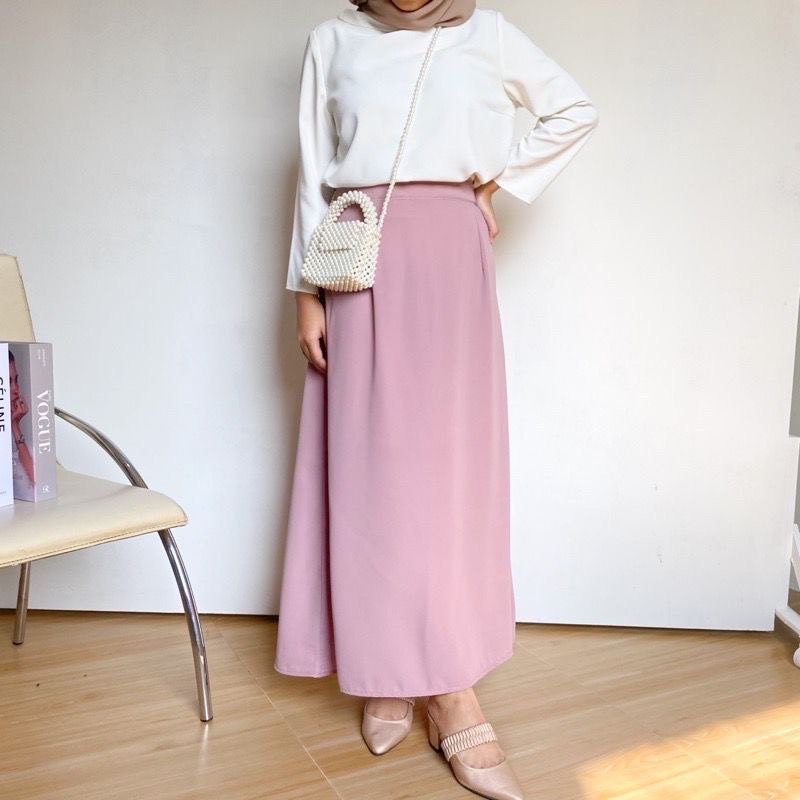 ✨ ROK POLOS WANITA / PLAIN SKIRT A LINE / ROK WANITA GEA BASIC SKIRT KOREAN STYLE✨ Jangan sampai kehabisan 👇 shope.ee/8pQ0D5j0eQ