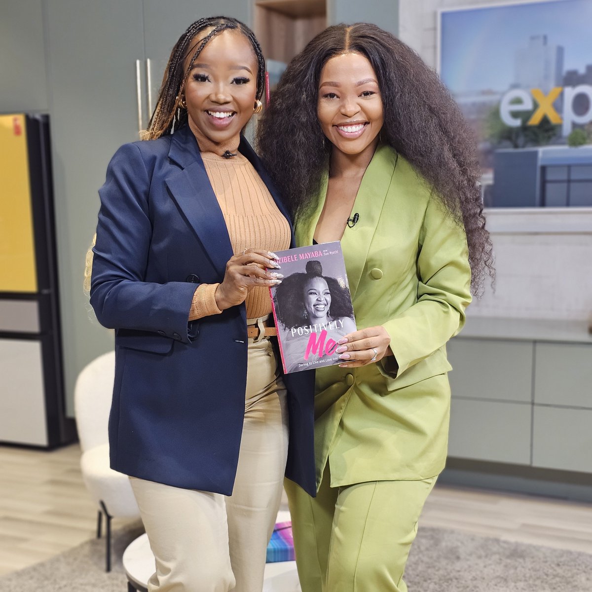 Activist and author of “Positively Me. Daring to Live and Love Beyond HIV” Nozibele Qamngana–Mayaba is in studio to tell us everything we need to know about her new book. Let's give her a massive feel good welcome ❤️ #ExpressoShow