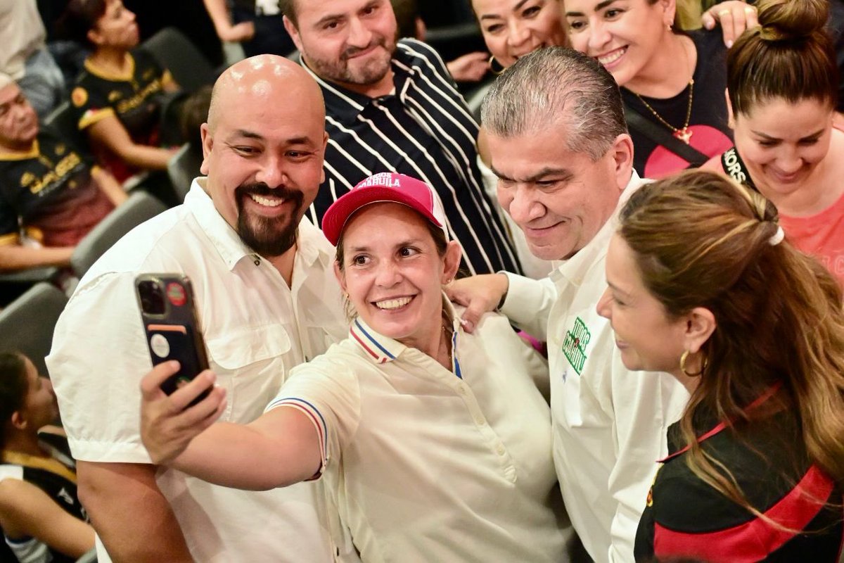 mrikelme's tweet photo. Terminamos este lunes junto a mi amigo y próximo alcalde de #Torreón, @RomanCepeda, platicando con deportistas de distintas disciplinas. (1/2) https://t.co/zqsSiVqGXD