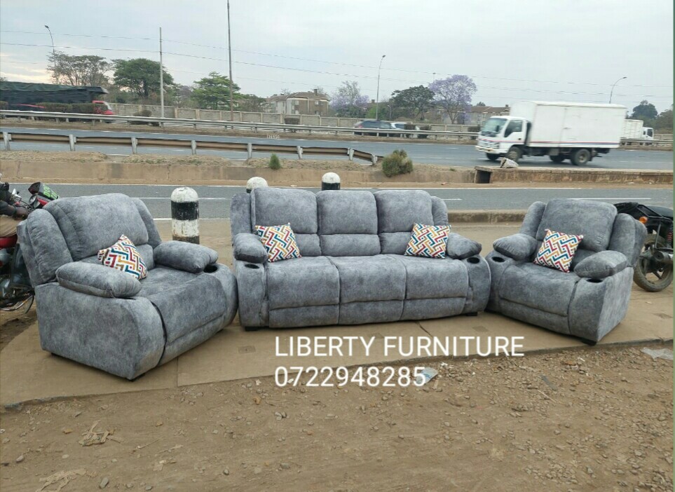 Affordability, Style and Quality all in one🇰🇪 For inquiries and deliveries countrywide contact us via 0722948285/DM @Liberty_stores 🛍️💯 Brian WHAT A GOAL #WhatsApp Francis Ogolla