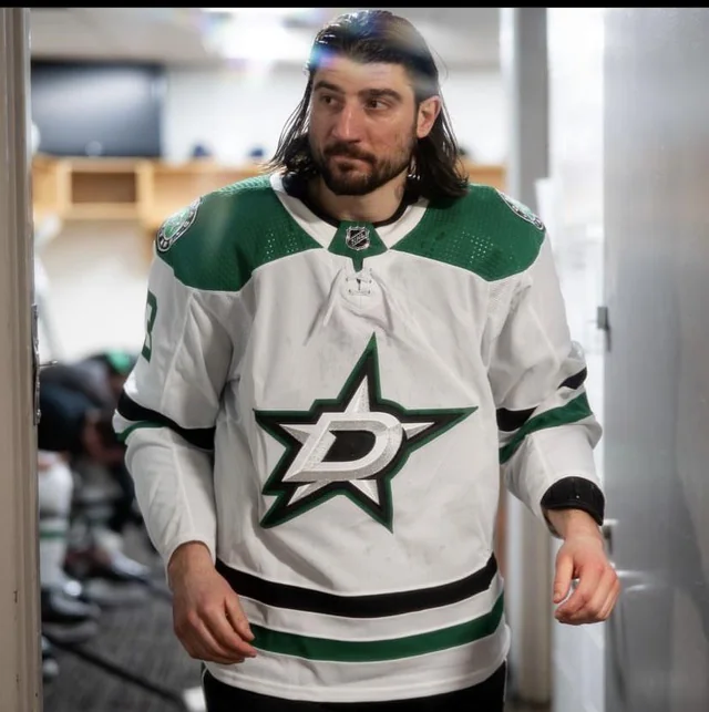 Rob Williams tweet media