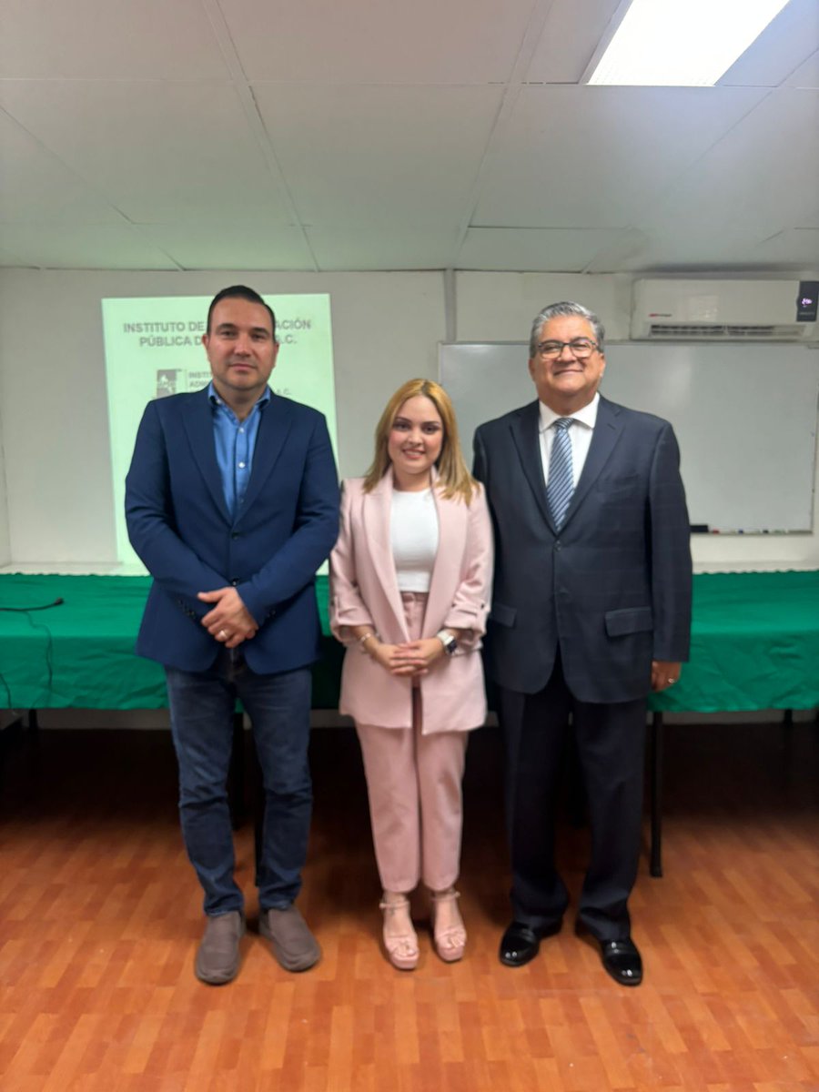 Felicitamos a nuestra egresada y nueva maestra en administración pública Flor Isabel López Soto, le deseamos el mayor de los éxitos.
Como parte del sínodo estuvieron el Dr. Eduardo Gómez, el M.C. <a href="/jeovanrosas/">Jeovan Rosas</a> y el M.C. Luis Torres.

<a href="/inap_mx/">INAP México</a> <a href="/sinaloagobmx/">Gobierno del Estado de Sinaloa</a> <a href="/saygsinaloa/">SAyG Sinaloa</a>