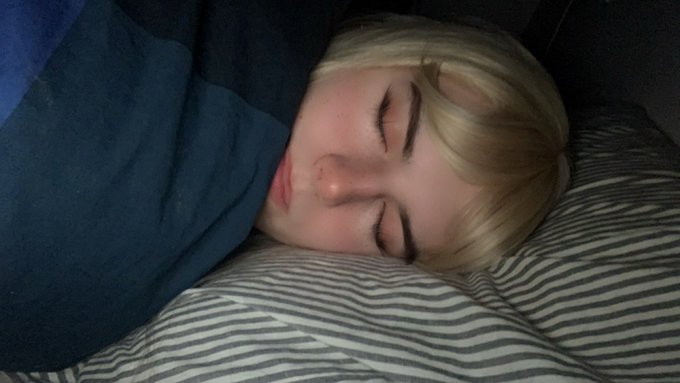 Almost 1000 followers 🥺😳 https://t.co/ZxLkvBKHVf<a href="/tag/femboy"class="tags"><span>#femboy</span></a><a href="/tag/onlyfans"class="tags"><span>#onlyfans</span></a><a href="/tag/uwu"class="tags"><span>#uwu</span></a>