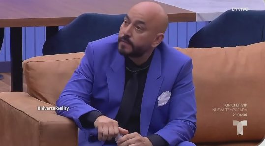 PublicoTLMD's tweet photo. El tercer lugar de #LCDLF4 debe ser Lupillo Rivera #NoAlFraudeTelemundo https://t.co/XuH2X3o9dO