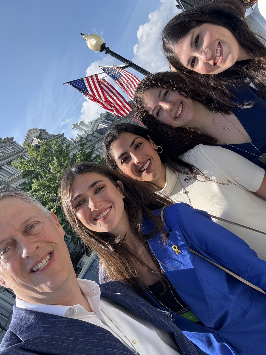 toddrichman's tweet photo. Loud and Proud Jewish and pro @Israel college students @WhiteHouse for #JewishHeritageMonth Our future is bright!!! @ucsantabarbara @Tessa_Veksler @Penn @Cornell @BrownUniversity https://t.co/8IKj4ygz0s