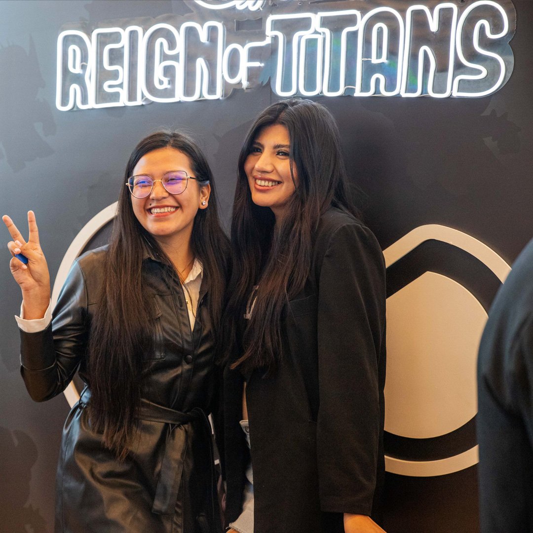 1... 2... 3... Sonrían 📸

Ellos y otros Titanes pasaron por la cabina de fotos y se llevaron unos recuerdos de esta locura de Meet Up 🎞

Hay que replicar las poses para la próxima juntada de Titanes 💪✌️