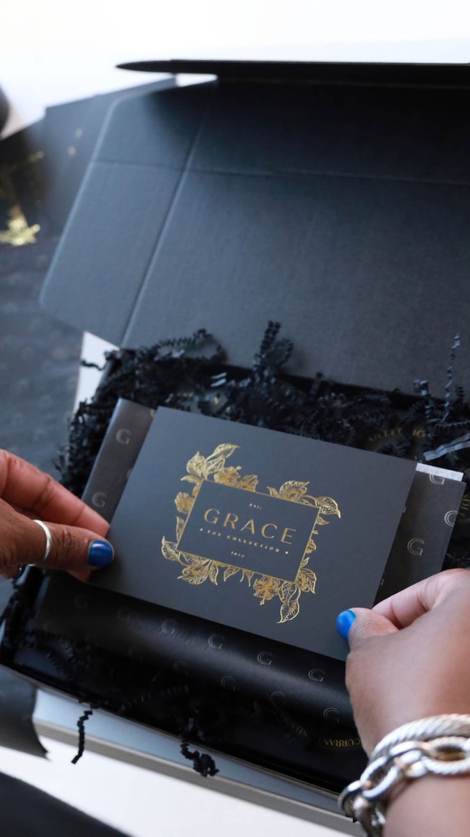 AccessibleGrace's tweet photo. It’s been a busy few months for  #GraceTheCollection!

Launched on @Macys.com, was a vendor with @grindprettygirl’s #GrindPrettyFest, recorded podcasts, and launched a new product, the Room&amp;Linen Spritz!

More goodness to come this Summer!

#ShareYourGrace https://t.co/el9bwvMfS2