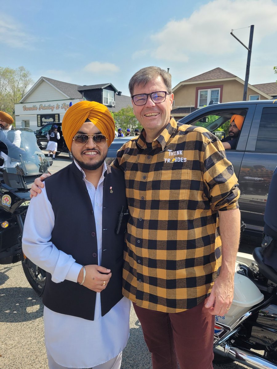 I had a fantastic time at Khalsa Day, the celebration of the Sikh New Year.  The 2nd annual Nagar Kirtan Parade (over 1000 people participated) throughout the City was truly something special.