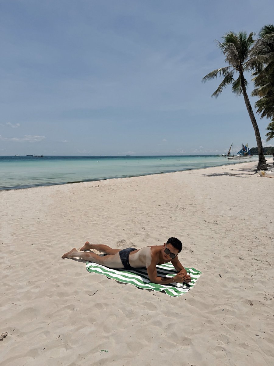 ChristianCPLL's tweet photo. You will always be my favorite island, Boracay! 🌴 https://t.co/JhcPIvKyzd