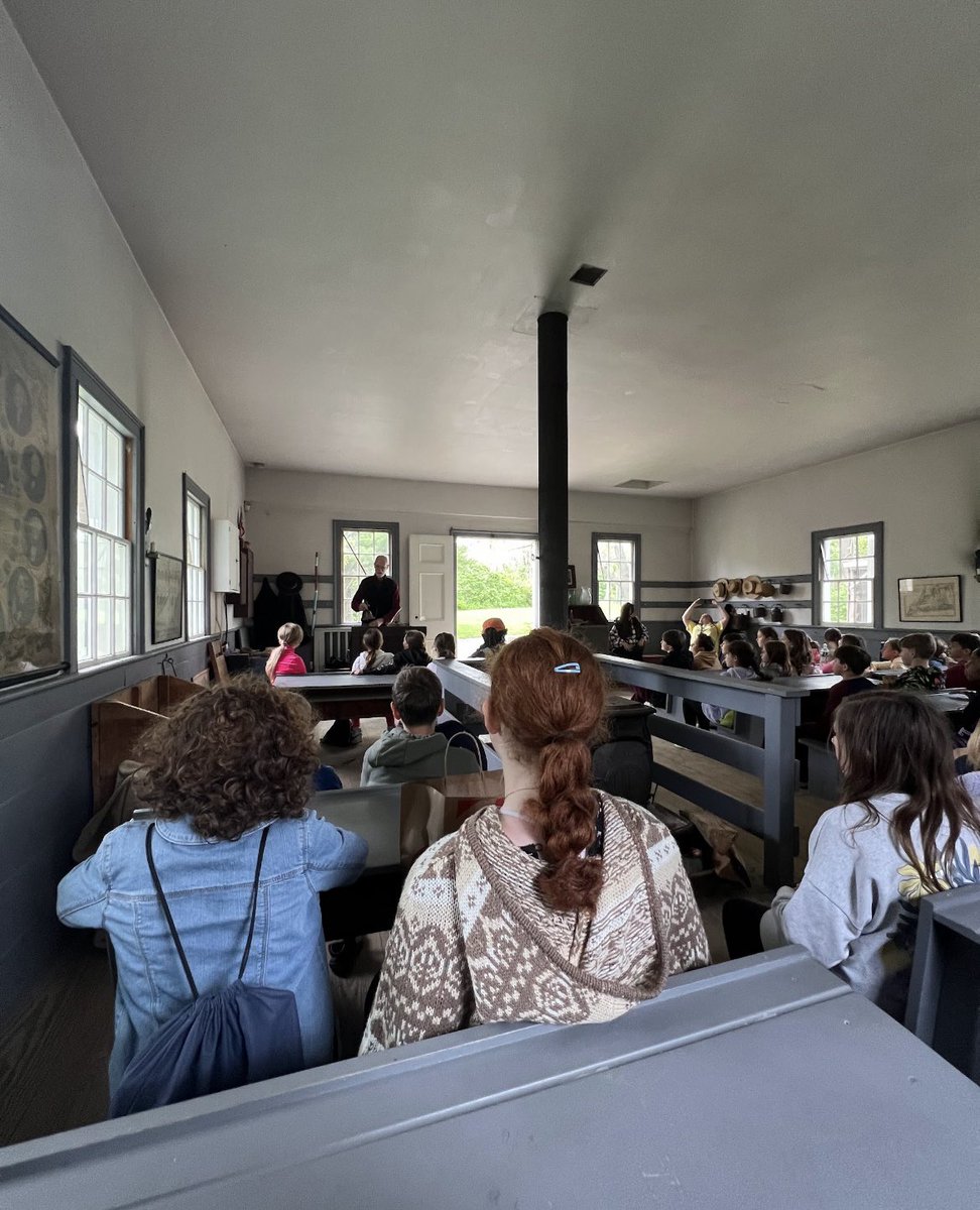 Mrs. Newham tweet media