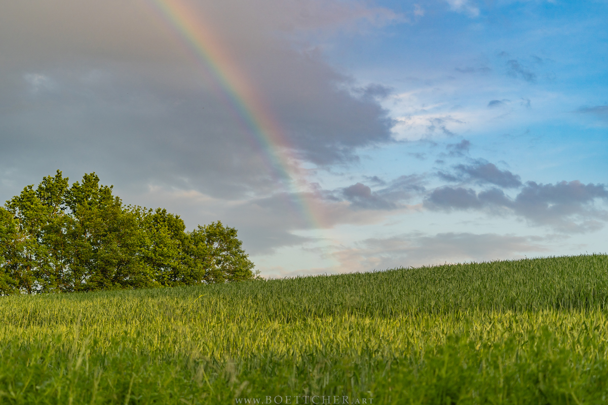 A #Rainbow 🌈
#Germany #Deutschland #BadenWürttemberg #Europe #Europa #Photography #Kurpfalz #town #Mückenloch #Frühling  #Regenbogen #photography #visitgermany #springtime #Frühlingszeit #Tuesday #visiteurope #May #Mai #landscape #Landschaft #Neckargemünd #landscapephotography