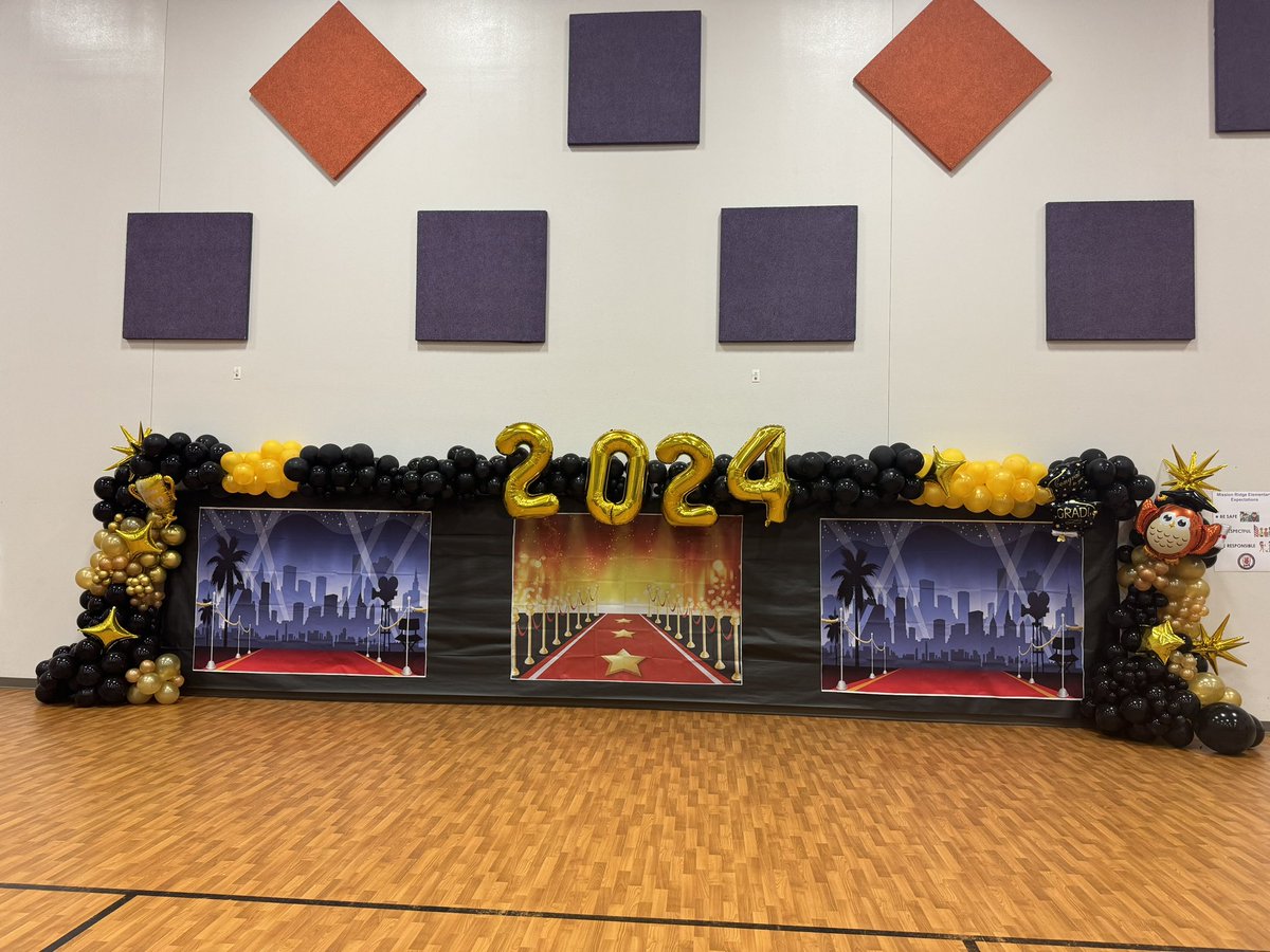 Here we go!! End of Year Award Ceremonies begin today!! Special time of the year!! Thank you to our #Owlsome Volunteer Team for decorating our cafeteria/gym area!! 💜🦉🧡 #TeamSISD #manymindsONEmission #VoxCorVita