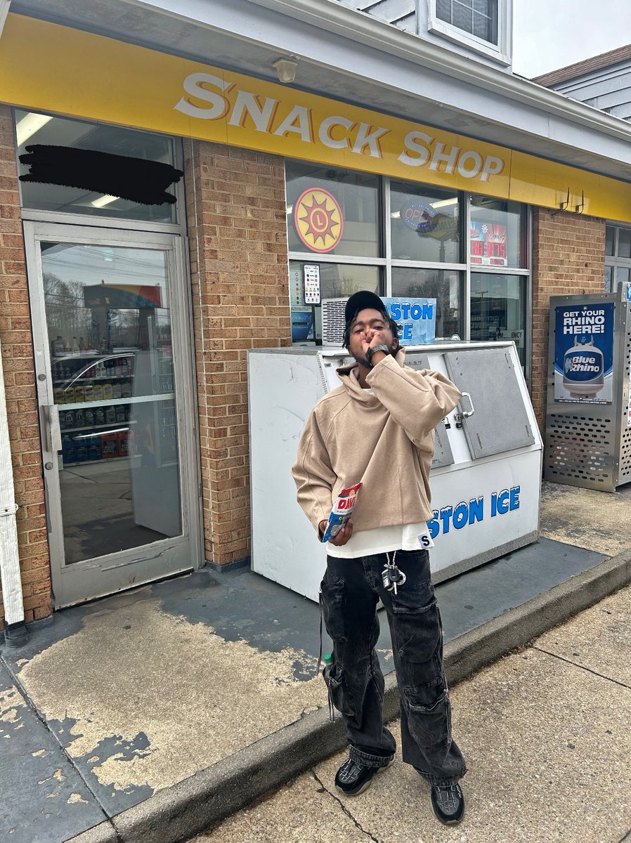 _410que's tweet photo. Glad To Still Be Here 🤲🏾 Alhamdulillah https://t.co/xWJ3j62zNw
