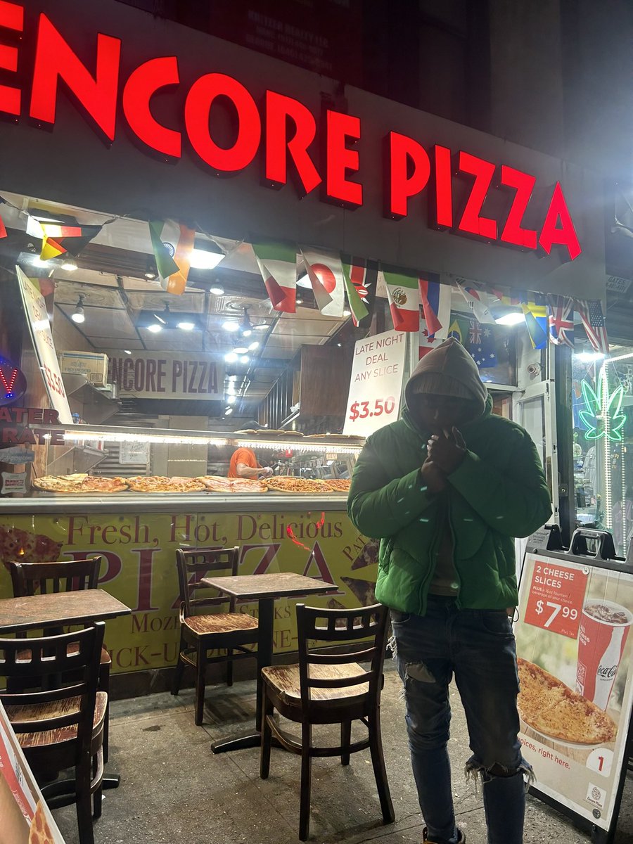 _410que's tweet photo. Glad To Still Be Here 🤲🏾 Alhamdulillah https://t.co/xWJ3j62zNw