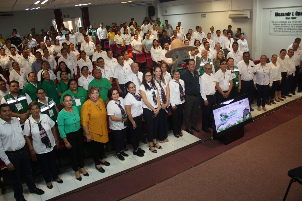 cupil026's tweet photo. Representantes de más de 115 Comités de Sostenibilidad se reunieron en las instalaciones de la DACBiol para conocer los 30 proyectos más exitosos ejecutados como parte de la Campaña Estatal #QuiúboleconlaContaminación del COBATAB 

@narvaezosorio gracias por la anfitriona y apoyo https://t.co/0D0fq5SYSc