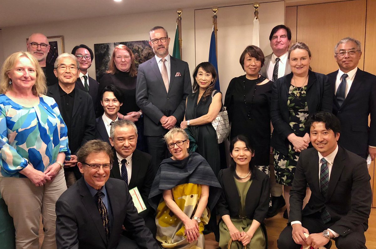 I was delighted to host author O.R Melling and friends to dinner last night. She is touring Japan and doing a series of readings - happy to foster the strong literary links between Ireland and Japan.