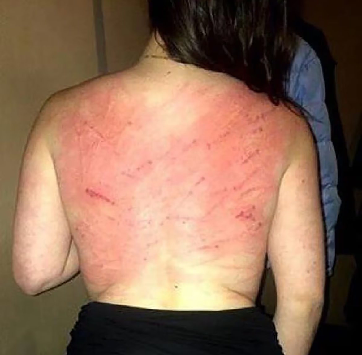 MayraDo57466678's tweet photo. La @ONU_es pidió un minuto de silencio para honrar a un asesino, al presidente de Irán.
Quiero recordarles que en Irán los castigos a las mujeres son salvajes, es una práctica común y es inconcebible que se le rinda tributo.
La ONU cada vez provoca más asco. https://t.co/unX67OfxVy