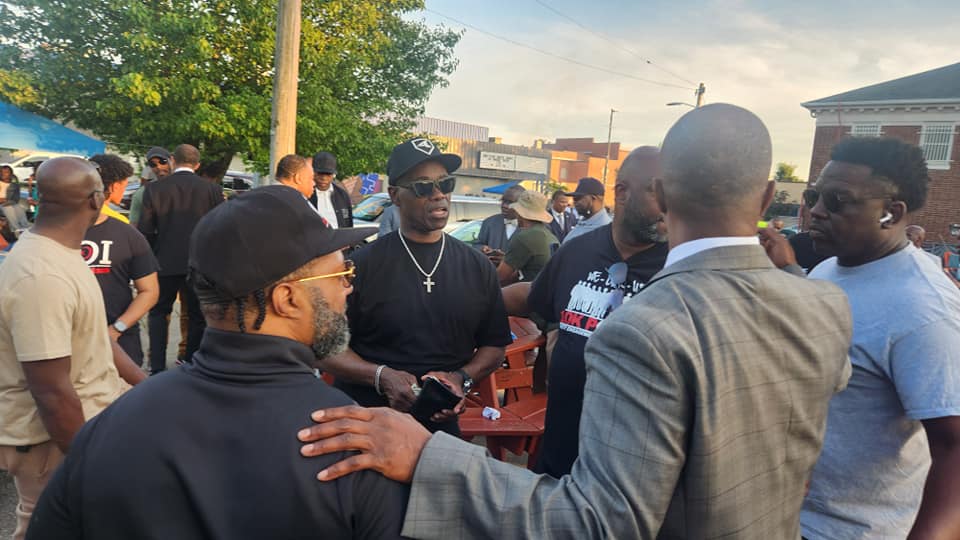 The Glover Report: “We Our Us” Movement Making Transformational Change
'We're all we got! We're all we need!' >> bmorenews.com/the-glover-rep…