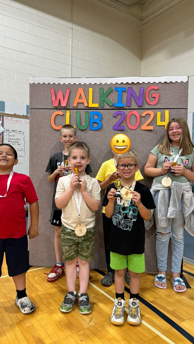 1st, 2nd and 3rd place walking club winners from each grade level! Way to go 🏃🏾‍➡️🏃🏼‍♀️‍➡️@benfranklin_ncs
