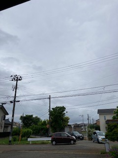 おはようございます！
今日の天気は曇り☁
全国的には暑くなる予報ですがこちらは少し肌寒いです🥶
こんな日は温かいそばが食べたいですね～🍜
ちなみに新潟では雨が降っていなければ「晴れ」！(笑)

#製麺機
#十割蕎麦
#十割そば
#イマソラ
#三条市
#新潟県