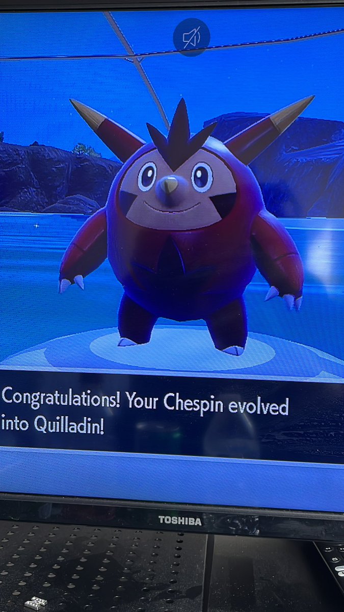 I GOT MY Second Shiny Chespin in 275 eggs and I’m going to evolve it into a shiny Quilladin and I’m still part of this Pokemon community 👉👈

I’m very happy #Pokemonviolet #cutepokemon
