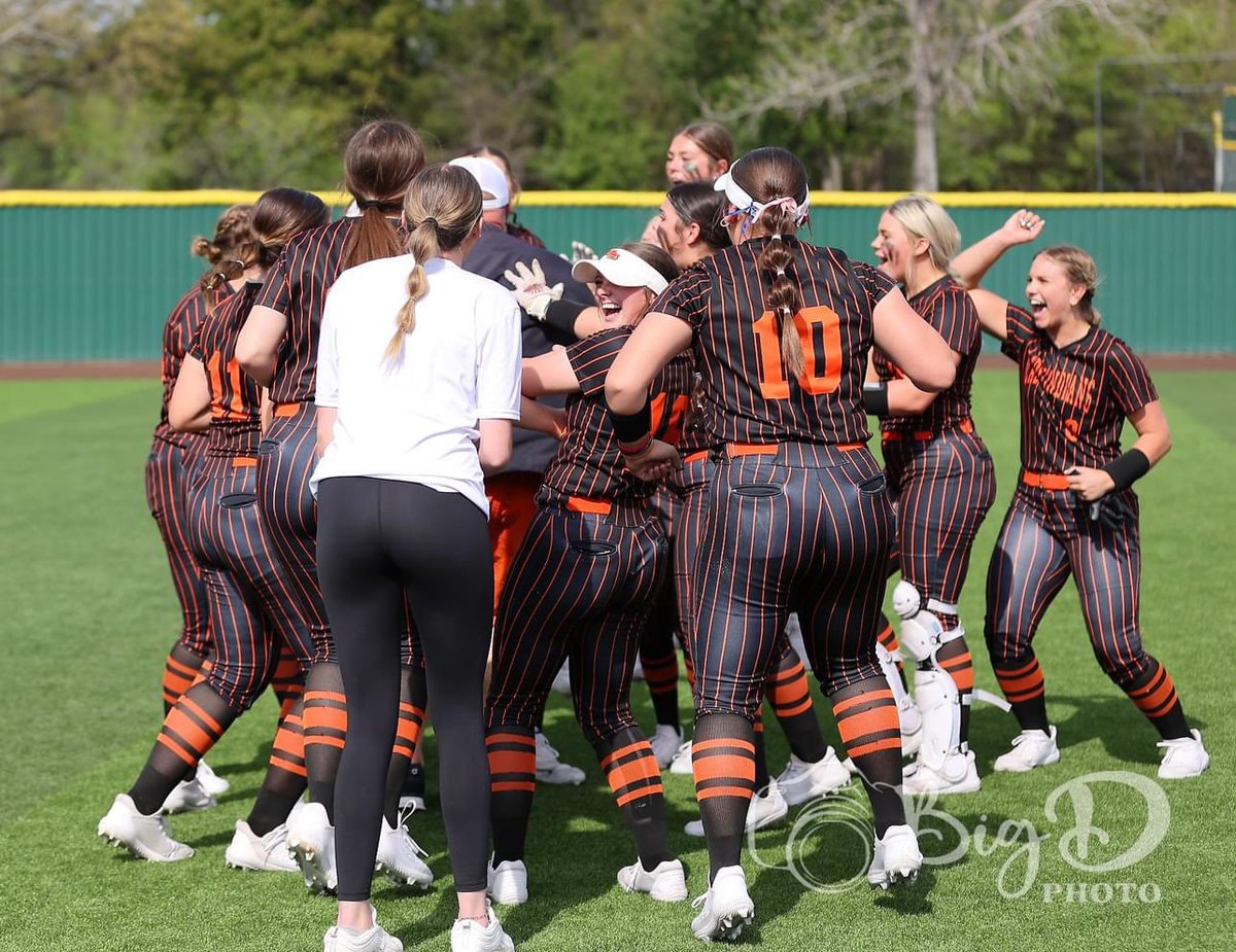 Grand Saline Softball tweet media