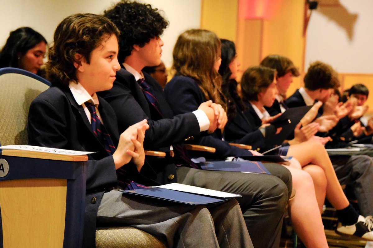 BishopDunne's tweet image. Some small glimpses of today’s wonderful 8th Grade Falcon celebration! #falconpride #beafalcon #falconfamily #bishopdunnemiddleschool #bishopdunne