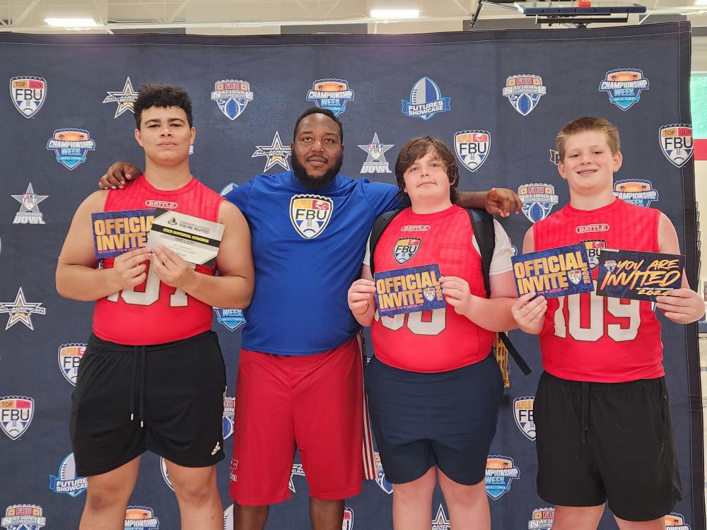 I had a great time at the FBU camp working on my craft.  I am excited for where this journey is taking me.  Thanks to everybody that has helped me so far, and a special thanks to <a href="/TrenchesElite/">Trenches Elite OL/DL Training</a>.

<a href="/FBUcamp/">Football University</a> <a href="/FBU_RDU/">FBU Raleigh - Durham</a> <a href="/MarshallLaymarr/">Laymarr Marshall</a> <a href="/lrk3/">Lawrence Keys</a>