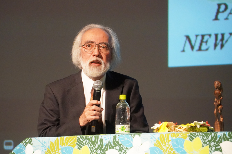 TUFS_PR's tweet photo. 【TOPIC】TUFS Cinemaオセアニアのドキュメンタリー2本を同時上映
5月12日（日）、東京外国語大学プロメテウス・ホールにて、『クラ―西太平洋の遠洋航海者たち』と『女の島 トロブリアンド』の2作品の上映会を開催。上映後には、２作品のディレクターを務めた市岡康子氏と文化人類学者で本学名誉教授の栗田博之氏を招いてトークを行いました。
https://t.co/7yT1tKmL9l