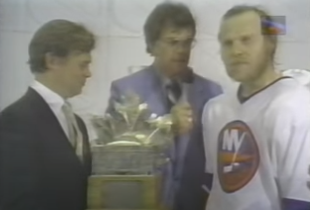 hockey_vintage's tweet photo. 43 years ago today ON THIS DAY in hockey history (May 21, 1981):

Robert "Butch" Goring scores twice as the @NYIslanders beat the North Stars 5-1 in Game #5 of the 1981 Stanley Cup Final to win their 2nd consecutive Stanley Cup, with Goring winning the Conn Smythe Trophy too https://t.co/0PsLsbWsUJ