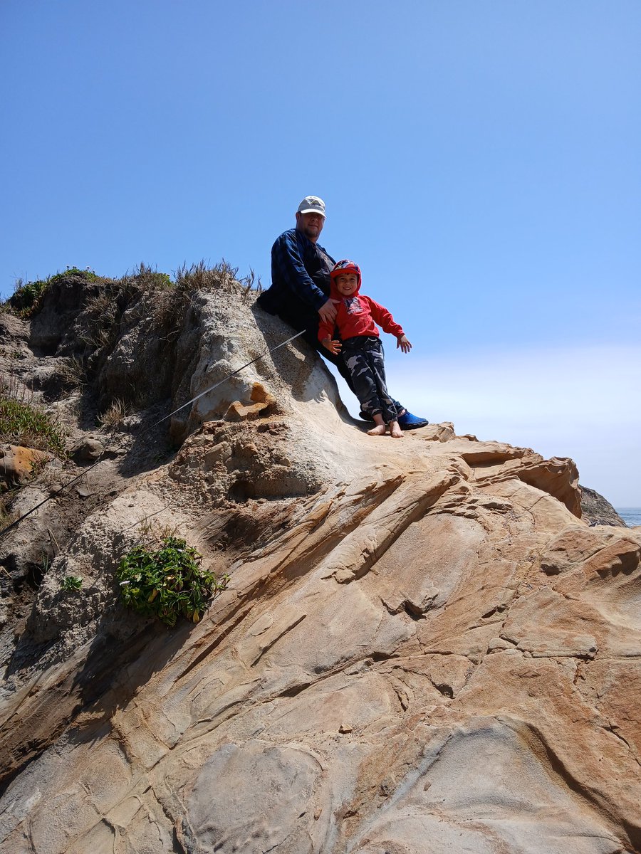 KellySludge's tweet image. Cambria, CA