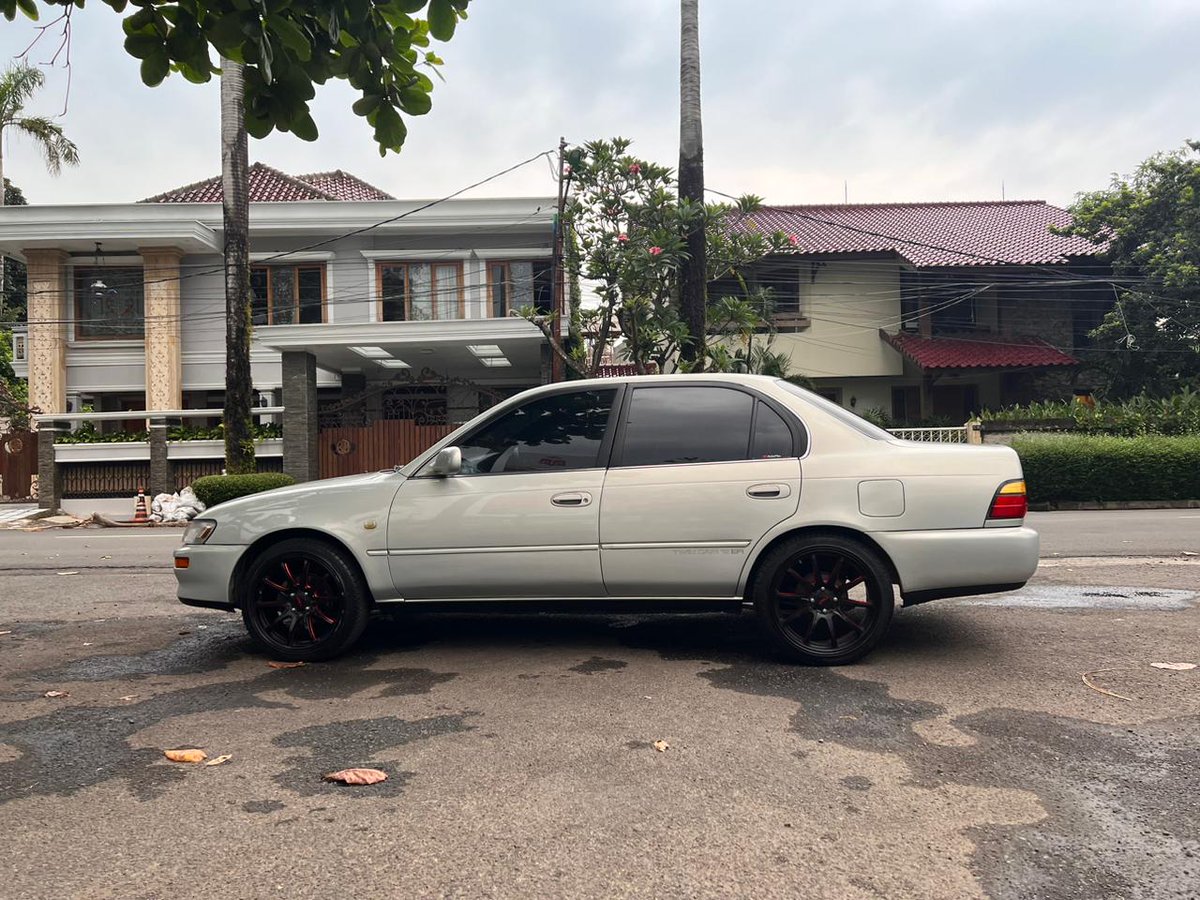 Tukang Mobil Mobilan tweet media