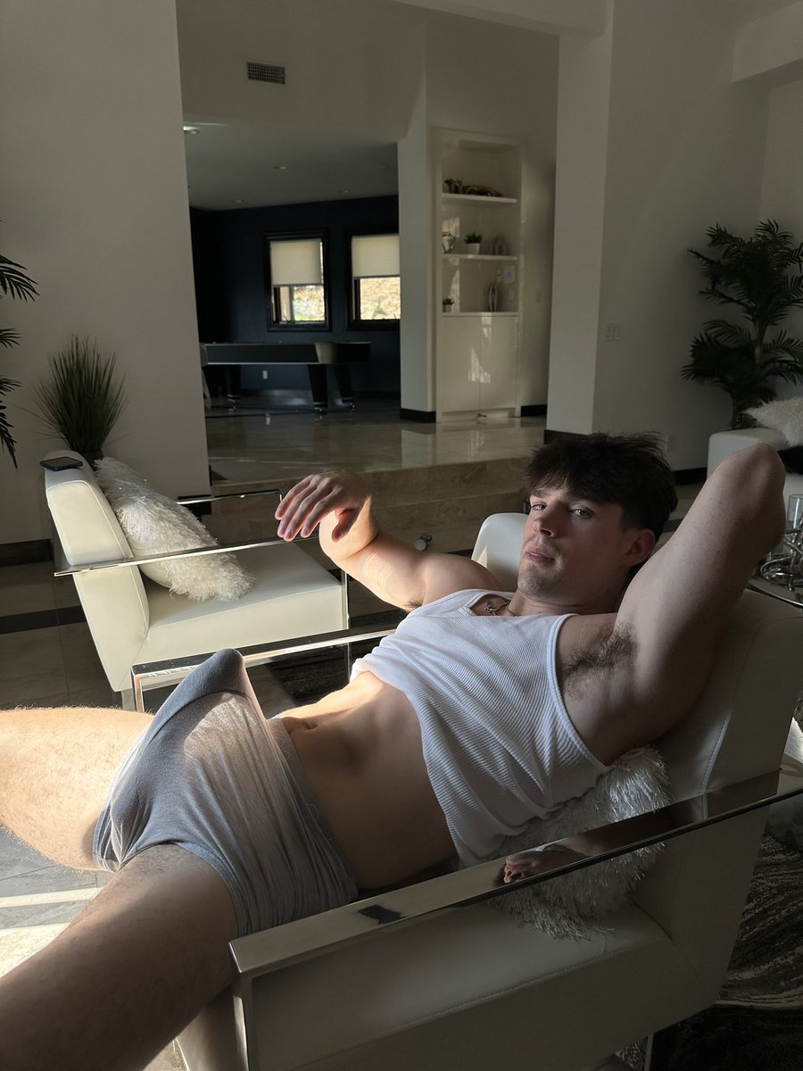 WyattGone's tweet photo. Almost at 2,000 followers��️Oh how I hope a sub congratulates me with a nice tribute🥰 https://t.co/s63X143DJJ