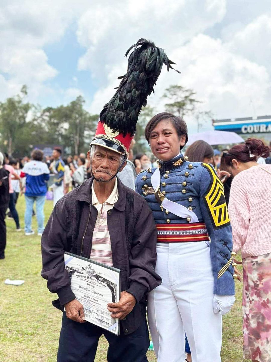 𝙇𝙊𝙇𝙊 𝙆𝙊, 𝙄𝙉𝙎𝙋𝙄𝙍𝘼𝙎𝙔𝙊𝙉 𝙆𝙊

📷 Photo courtesy | Ms. Kayser Clair Don-Fuchi & Ms. Greafin Bell VD 

#SerbisyongNagkakaisa 
#PCADGCordillera