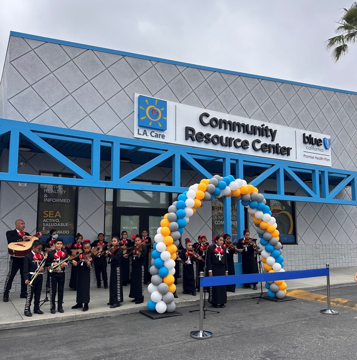 AsmLuzRivas's tweet photo. My team joined the grand opening of @LACareHealth's newest Community Resource Center in Panorama City. With offerings including complimentary fitness programs and enriching cooking classes, we anticipate a positive impact on #AD43's neighborhood's health. #PromiseHealthPlan https://t.co/XlZg4Bgiow
