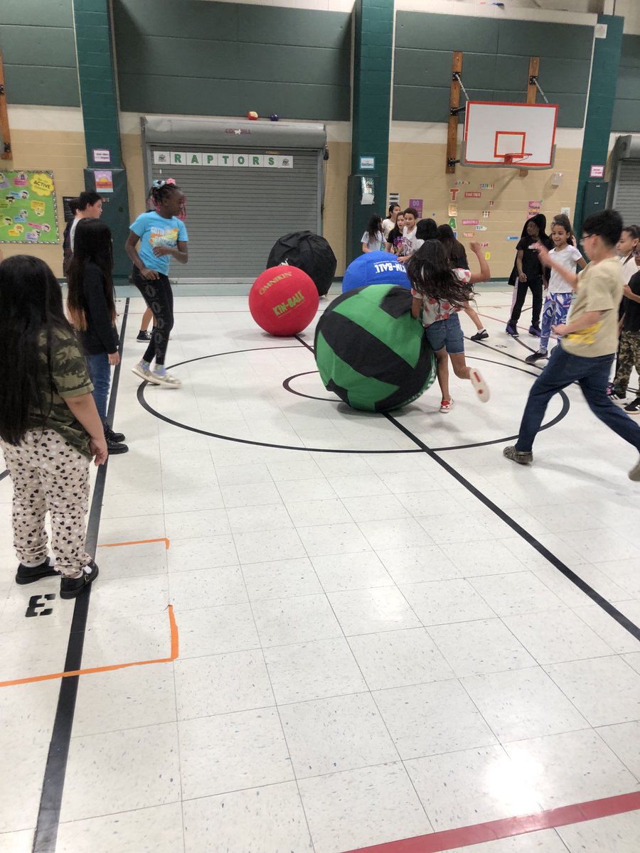 ⁦<a href="/NISDRhodes/">Rhodes Elementary</a>⁩ Raptors having fun with ⁦<a href="/omnikinofficial/">OMNIKIN®</a>⁩ balls!! Played tons of games and students had a blast! ⁦<a href="/NISD_PE/">NISD PE</a>⁩