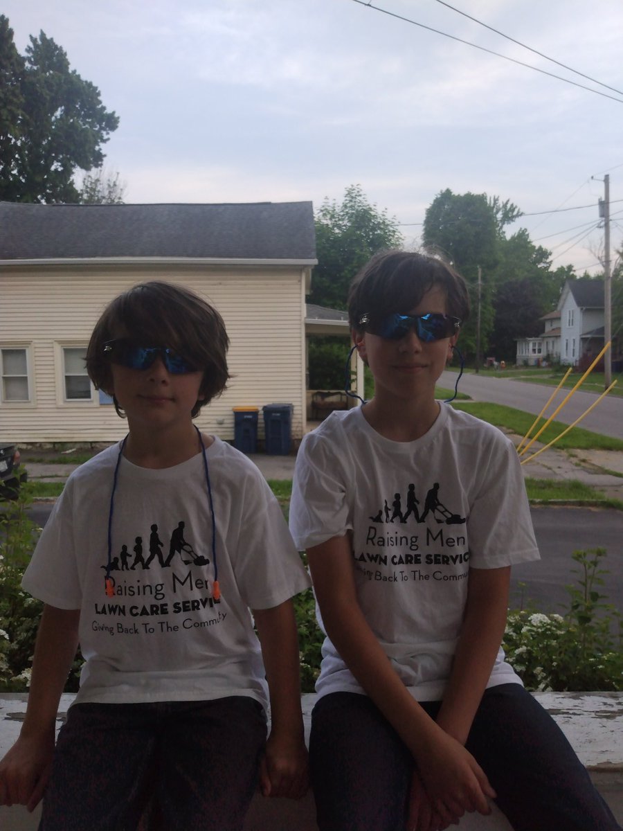 Lockport, NY’s very own Everett and Gilead who recently signed up for our 50-yard challenge received their starter pack in the mail which included their Raising Men shirts, safety glasses, and ear protection. They are now fully equipped and ready to take on the challenge ! Do