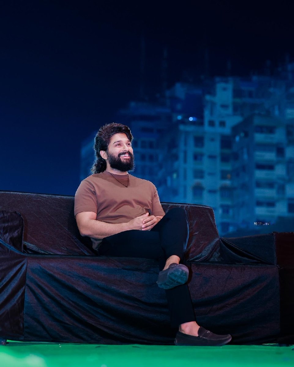 rakeshsanjuaaff's tweet photo. ❤️‍🔥❤️‍🔥

@alluarjun #pushpa https://t.co/3MfmFq3zIB