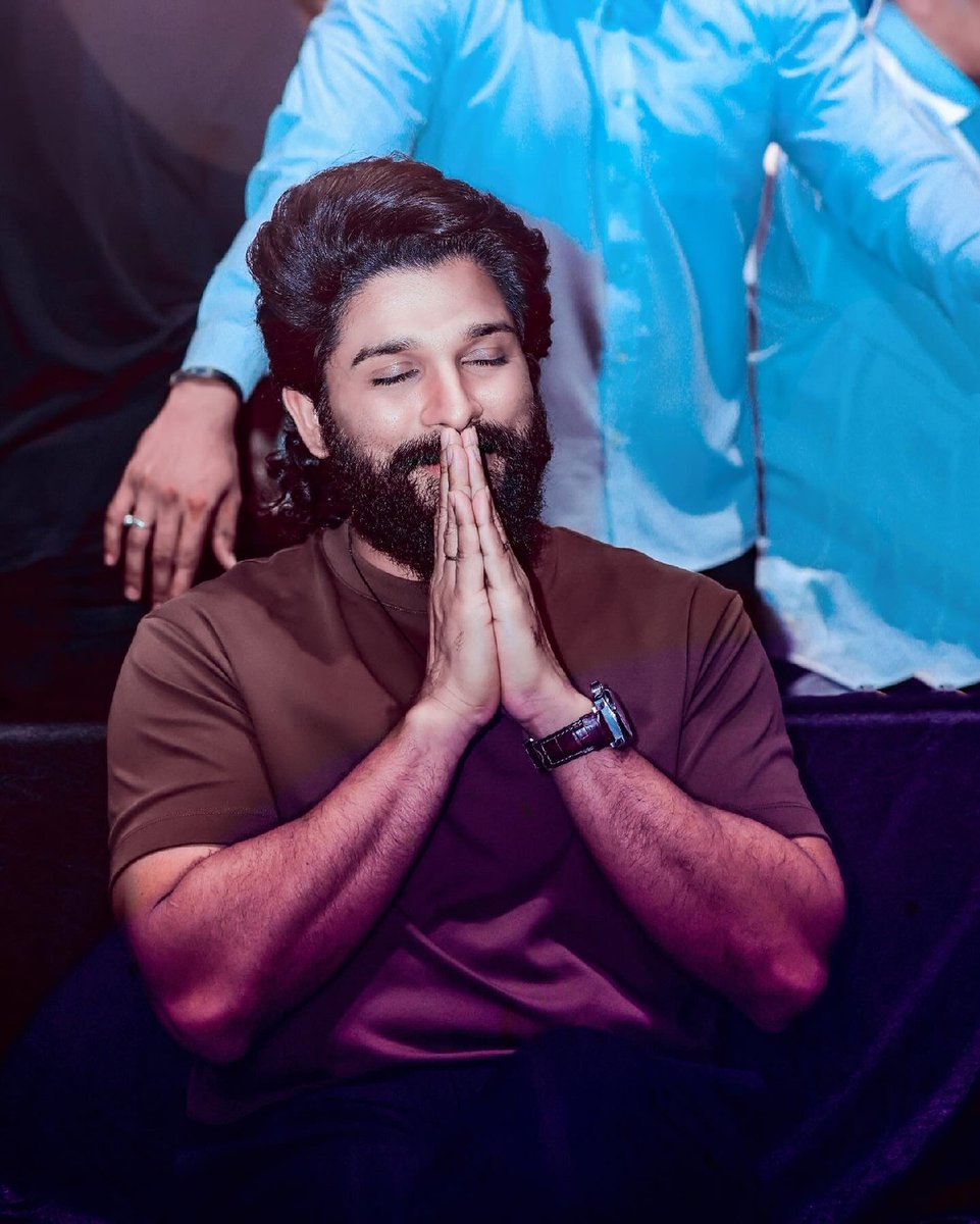rakeshsanjuaaff's tweet photo. ❤️‍🔥❤️‍🔥

@alluarjun #pushpa https://t.co/3MfmFq3zIB