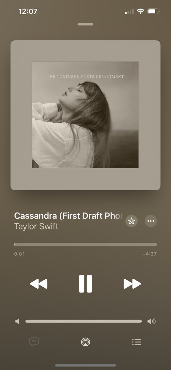 taylorspetals_'s tweet photo. For all three ! So happy that I have them ! #TTPDFirstDraft https://t.co/MPdI3GTTlT