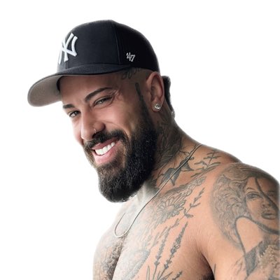 #NewProfilePic https://t.co/LyWoD9Xz5E<a href="/tag/newprofilepic"class="tags">#NewProfilePic</a>