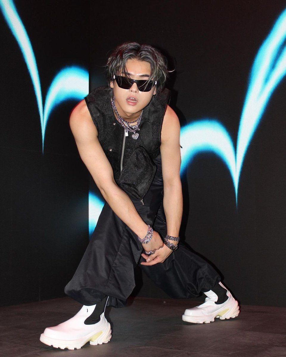 vinxengallery's tweet photo. https://t.co/LYu58ACAL4