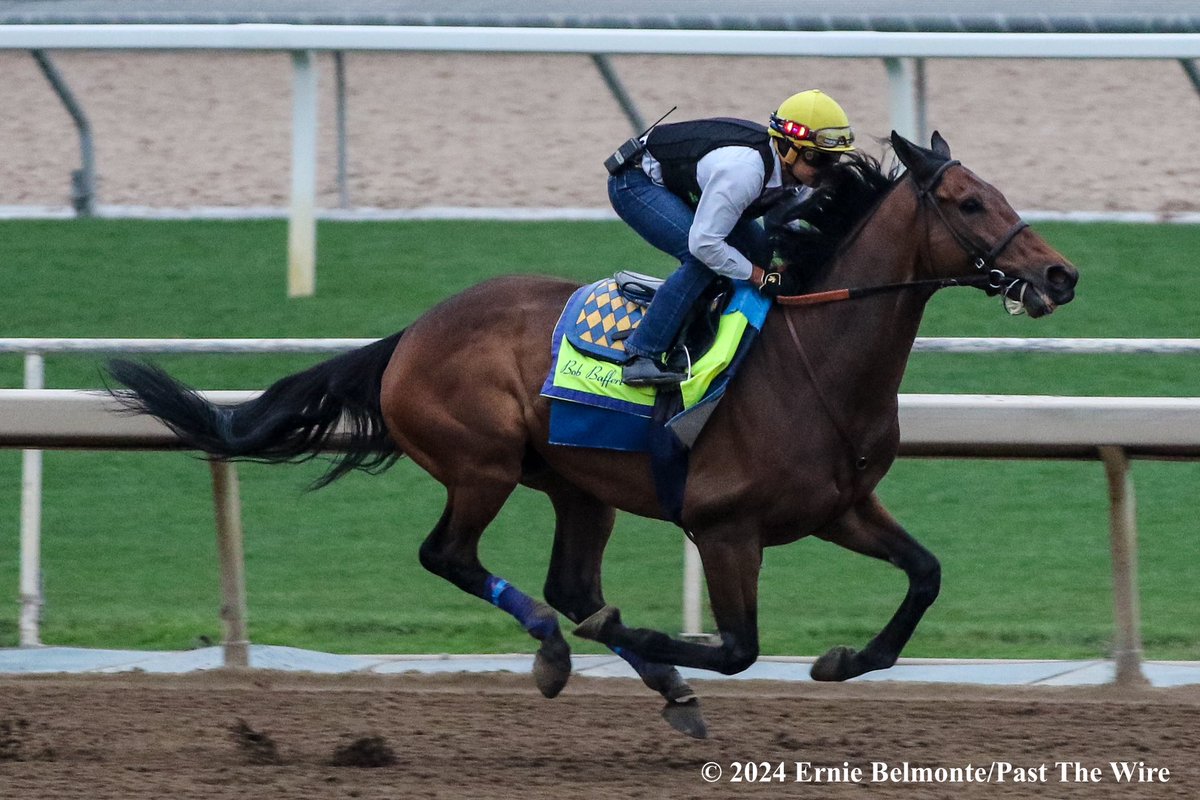 Du Jour (4F: 50.00 B) working this morning.