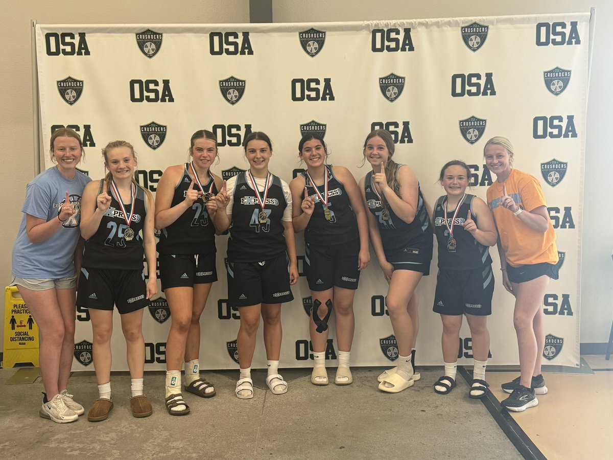 Express Basketball tweet media